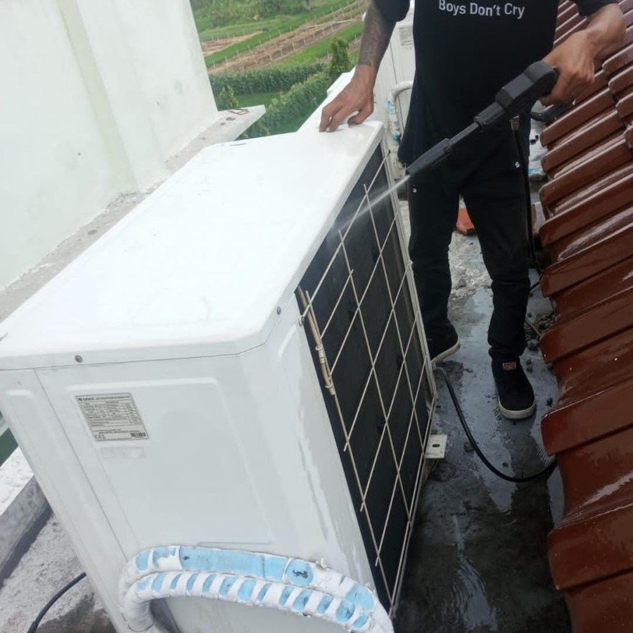 Servis dan Perawatan AC